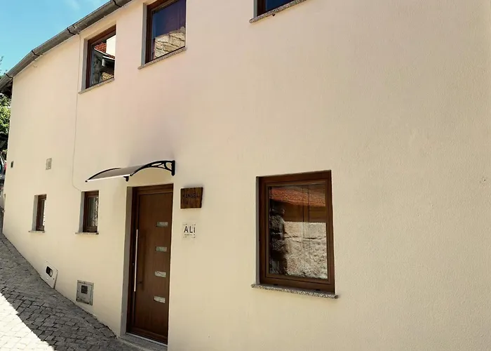 Casa Manuel II Sabugueiro